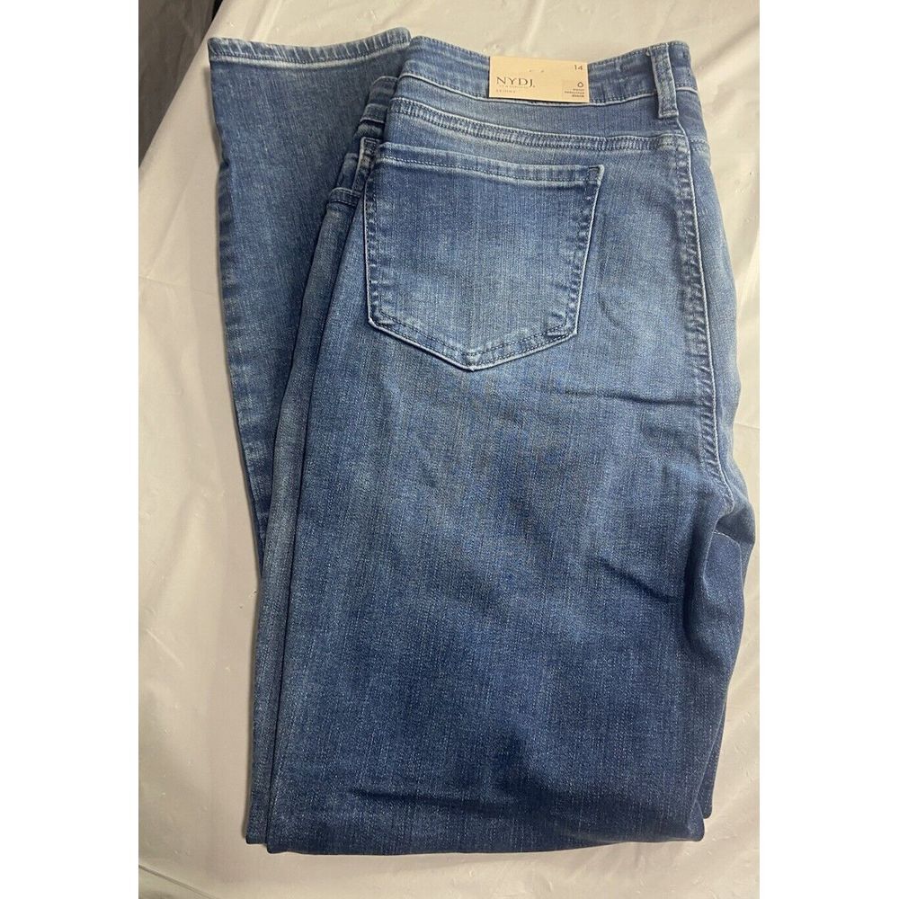 NYDJ Jeans Size 14 AMI Skinny LiftXtuck Water Conscious Denim -NWT-Very Nice